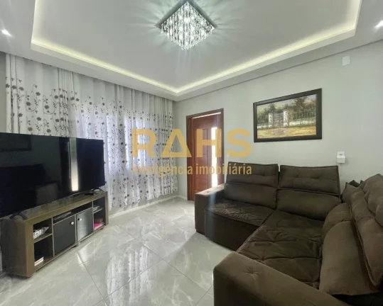 Imagem Casa Plana Parcialmente Averbada, aceita financiamento, com 1 suíte e 2 quartos, 2 vagas de garagem...