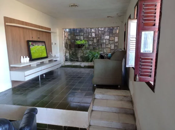 Imagem EXCELENTE LOCALIZAÇÃO RESIDÊNCIA