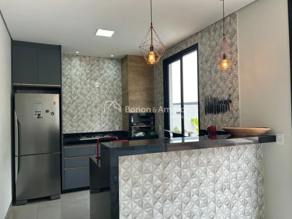 Imagem Sobrado à venda no Residencial Villa do Sol :
 Com 287 m² de área construída - 4 dormitórios e ...