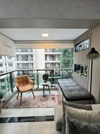 Imagem Flat disponível para venda no Saint Charles Residence Service na Vila Nova Conceição, com 42m², 1 dormitório e 1 vaga