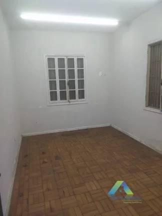 Imagem Casa fins residencial ou comercial com localização privilegiada a 500mts do Aeroporto Congonhas com terreno 10x30