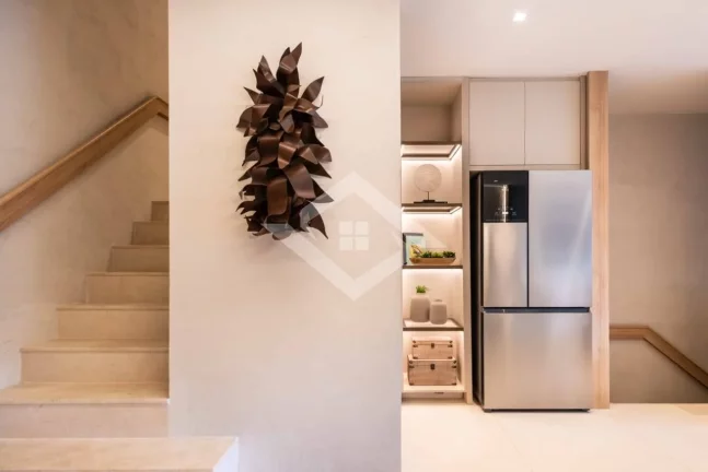Imagem Casa Triplex de 3 Suítes com 321,60 m² para Venda no Parque das Rosas Barra