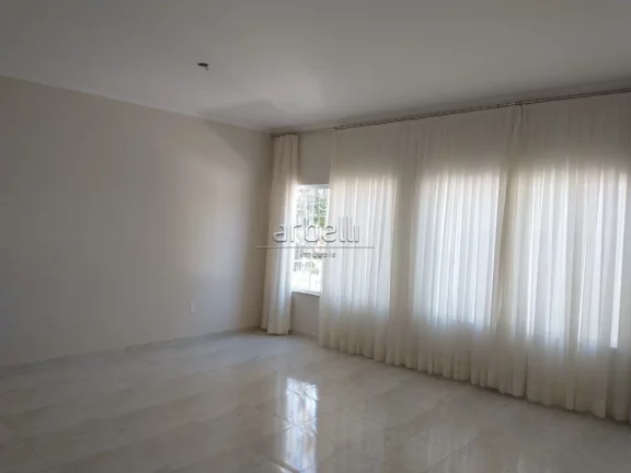 Imagem CASA COM ÓTIMO ACABAMENTO ,PORTÃO AUTOMÁTICO, SALA GRANDE COM SACADA,SUÍTE COM CLOSET, BANHEIRO ...