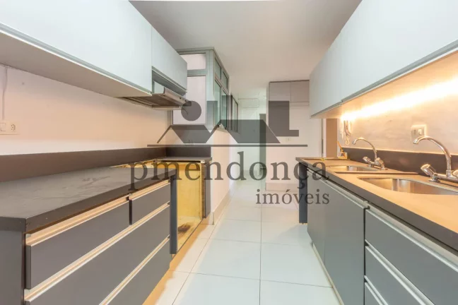 Imagem Apartamento em Pinheiros com 3 quartos (1 suíte) e 1 vaga, 106m2