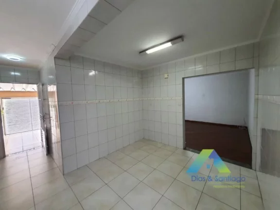 Imagem RUDGE RAMOS Excelente casa térrea , 141 metros 3 dormitórios, espaço gourmet, 3 vagas com ótima localização e valor !!