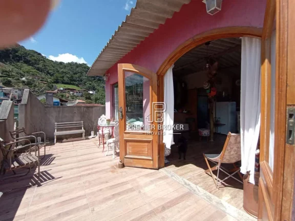 Imagem Casa à venda, 100 m² por R$ 330.000,00 - Pessegueiros - Teresópolis/RJ