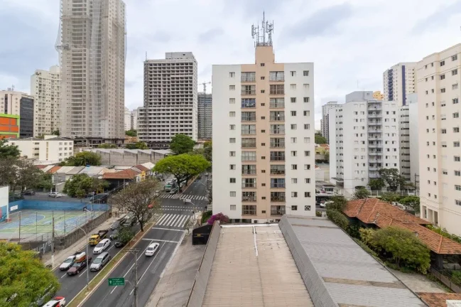 Imagem Apartamento Pompéia - 84M², 3 Dorms, 2 Suítes, 1 Vaga, Armários.