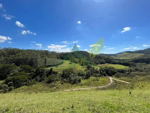 Imagem Fazenda em Joanópolis: Refúgio Rural Próximo à Cachoeira dos Pretos