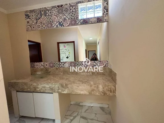 Imagem Casa com 3 dormitórios à venda, 198 m² por R$ 950.000,00 - Setor Beira Rio - Araporã/MG