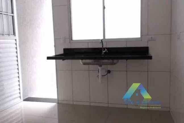 Imagem Casa com 3 Quartos e 3 Banheiros à Venda, 120 m² por R$ 598.000 em Jardim Maria Estela/SP!