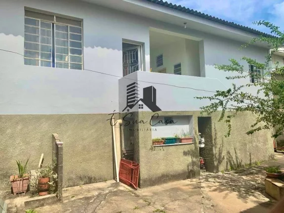 Imagem Casa de quatro quartos no bairro Santa Maria