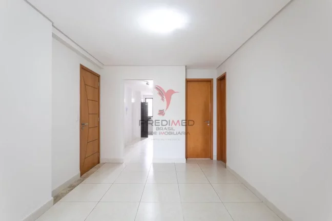 Imagem Apartamento com 3 Quartos e 3 Vagas de Garagem à Venda no Brisamar – 89m²