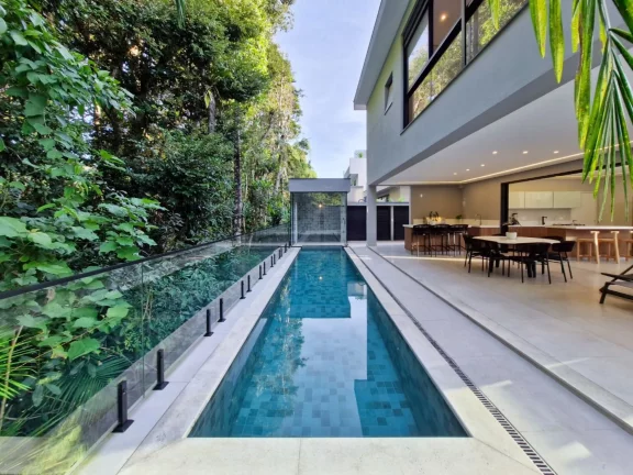 Imagem Casa de Luxo à Venda na Riviera de São Lourenço Módulo 11 - 5 Quartos, 5 Suítes e Área de 344,18m².