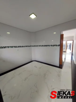 Imagem Imperdível oportunidade: Casa à venda na Vila São Geraldo, São Paulo-SP! 3 quartos, 1 suíte, 1 sala, 2 banheiros, 2 vagas, 108m².
