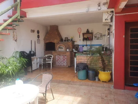 Imagem Pousada com 7 dormitórios à venda, 372 m² por R$ 1.300.000,00 - Jardim Trevo - Praia Grande/SP