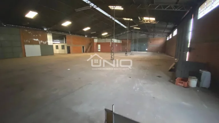 Imagem Barracões Disponiveis Saída para Itapejara D'Oeste
