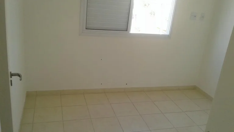 Imagem Apartamentos, dois dormitórios com varanda Condomínio Petunias