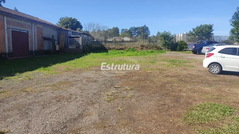 Terreno de 476m2 com excelente caimento e localização.