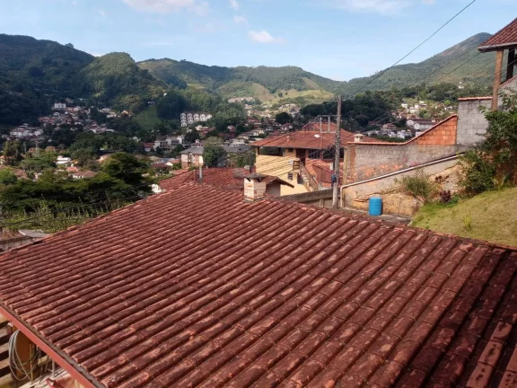 Imagem VENDO ESTA LINDA CASA NO CENTRO DO CÔNEGO. NOVA FRIBURGO RJ.