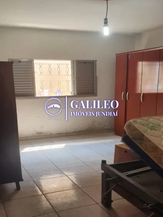 Imagem OPORTUNIDADE DE NEGÓCIO! GALPÃO + CASA COM 4 DORMITÓRIOS -SALA DE ESTAR/JANTAR- ÁREA TOTAL 826M² - ÓTIMA LOCALIZAÇÃO, PRÓX. AO MAXI SHOPPING -JUNDIAÍ