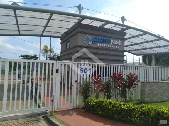 Imagem Casa duplex de 2 suítes, escritório, piscina. Cond Grand Park. Campo Grande