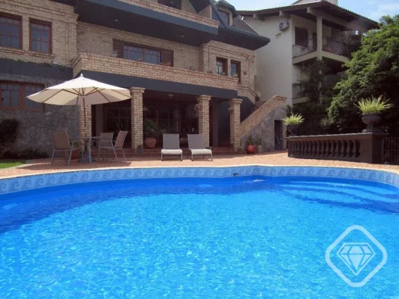 Imagem Residência de Luxo com Vista Deslumbrante para o Guaíba

Condomínio de Alto Padrão, 4 dormitóri...