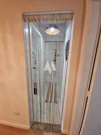 Imagem Apartamento reformado com 1 dormitório próximo a praia