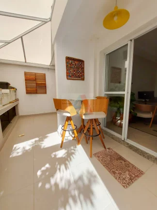 Imagem Lindíssimo apartamento térreo, com quintal e 3 vagas, Vila Caminho do Mar