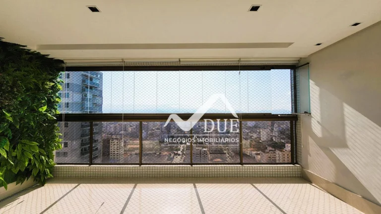 Imagem Cobertura com 4 quartos com vista mar, à venda, 350 m² por R$ 4.000.000 - Embaré - Santos/SP