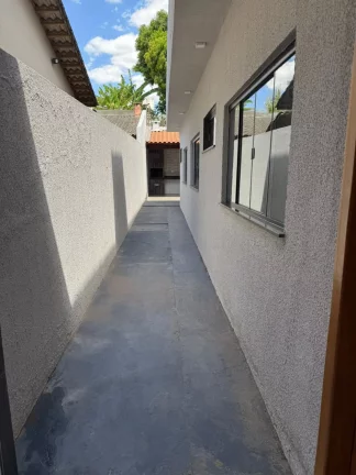 Imagem Casa Sozinha No Lote No Moinho Dos Ventos