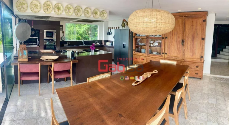 Imagem Casa com 4 dormitórios à venda, 250 m² por R$ 5.830.000,00 - Ferradurinha - Armação dos Búzios/RJ