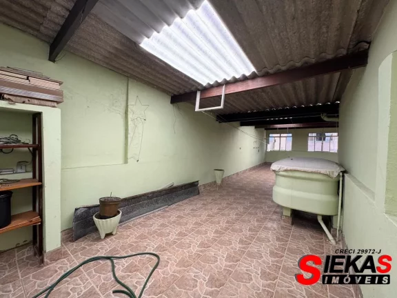 Imagem Casa para locação no Tatuapé - São Paulo-SP com 3 quartos, 2 banheiros e 230m². Venha conferir!