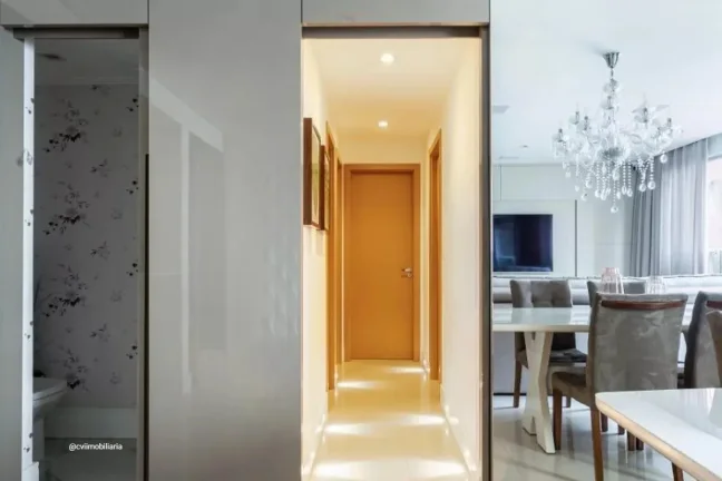 Imagem Localizado no bairro Funcionários, em Belo Horizonte, este apartamento oferece uma combinação per...