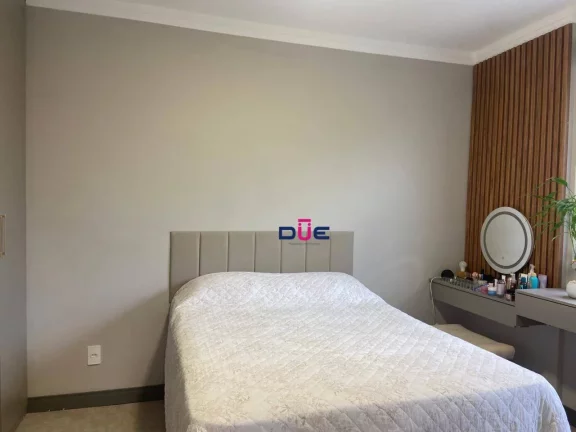Imagem Apartamento com 2 dormitórios, 1 suíte e dependência completa, com vista mar, na Aparecida