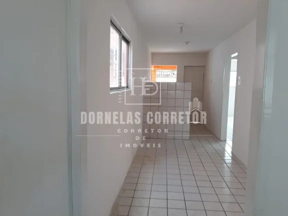 Imagem Casa Solta com Quintal 10x30 em Ouro Preto - Olinda | 2 Quartos