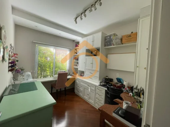 Imagem Casa em Condomínio de Luxo na Vila Cruzeiro - 4 Quartos, 2 Suítes, 2 Salas, 5 Banheiros, 3 Vagas de Garagem, 267m²