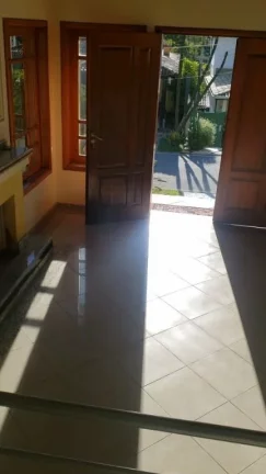 Imagem Sobrado com 4 dormitórios à venda, 335 m² por R$ 2.150.000,00 - Caputera - Arujá/SP