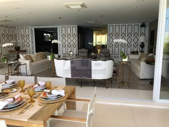 Imagem Cobertura à venda na Atlântica, 6 suítes, 658m2, 4 vagas, Vistão Mar!