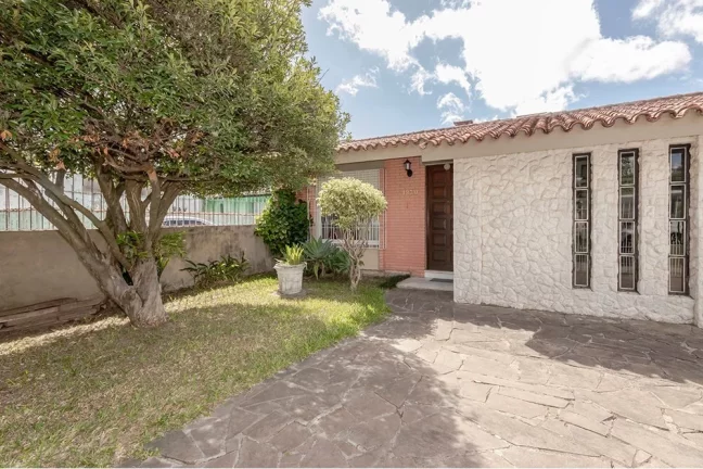 Imagem Casa com 4 Quartos à Venda,  em Camaquã - Porto Alegre