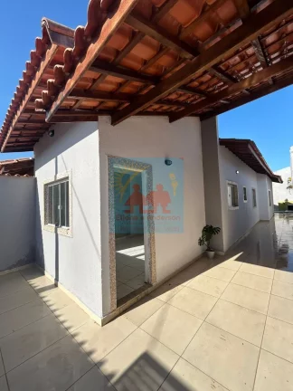 Imagem Casa à 150 metros da Praia do Gaivotas em Itanhaém, 02 dorms, 03 vagas, piscina, churrasqueira 379mil