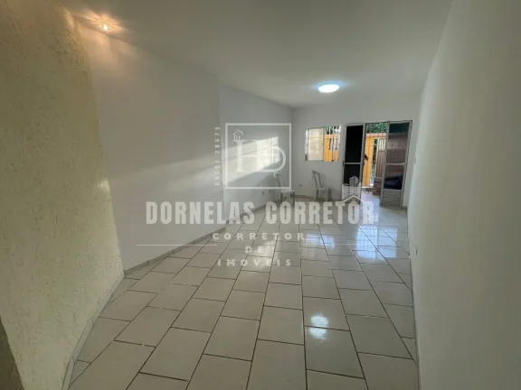 Imagem Casa em Moreno | 3 Quartos, 1 Suíte, 2 Salas, Garagem Coberta, Aceita Financiamento.