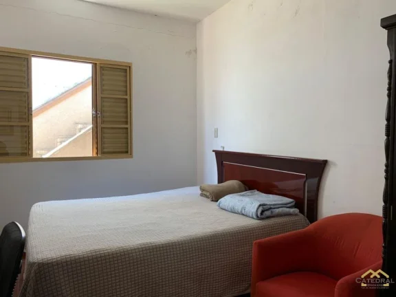 Imagem Casa terrea no bairro Vila hortolândia - com 3 dormitórios e vaga para 3 carros.