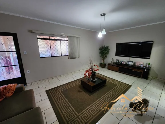 Imagem Casa estilo chácara perto do centro de Mogi Mirim