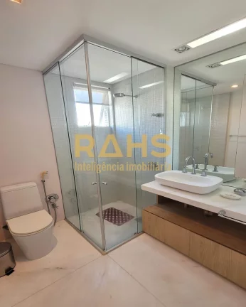 Imagem Cobertura Duplex a Venda no Centro de Joinville Linda cobertura duplex com 397,42 m² privativos dis...