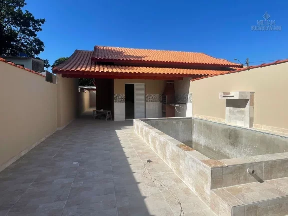 Imagem Casa térrea com piscina e dois quartos em Itanhaém-SP