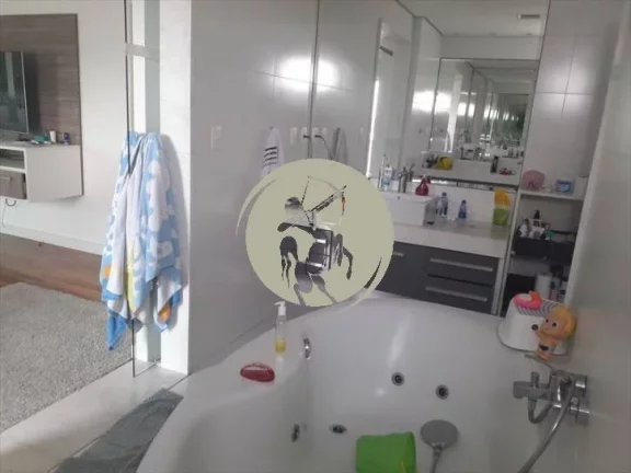 Imagem Apartamento a venda de frente pro mar de alto padrão em Santos com lazer!!!