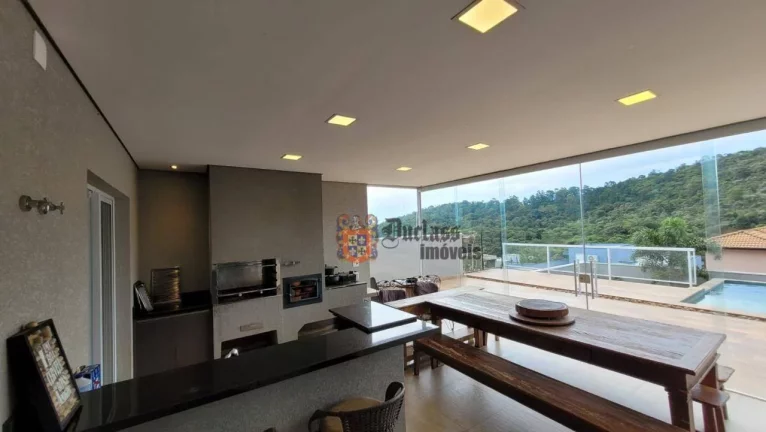 Imagem Sobrado com 4 dormitórios à venda, 385 m² por R$ 2.680.000,00 - Condominio Quintas da Boa Vista - Atibaia/SP