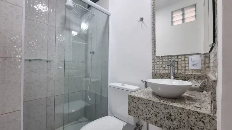 Imagem Apartamento à venda, 110 m² por R$ 650.000,00 - Astúrias - Guarujá/SP