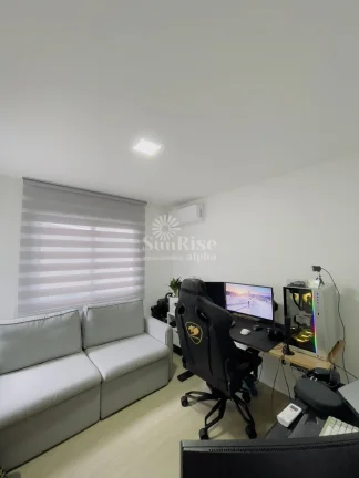 Imagem Casa a venda com 3 quartos e 4 vagas 300 m² Alphaville R$2.500.000 - Valville 1 - Santana de Parnaíba/SP