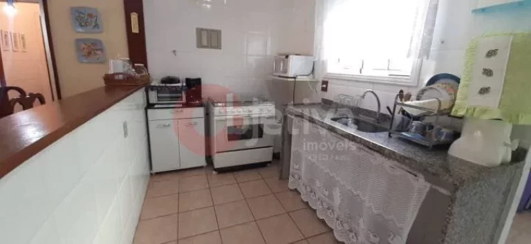 Imagem Casa com 4 dormitórios à venda, 110 m² por R$ 520.000,00 - Ogiva - Cabo Frio/RJ